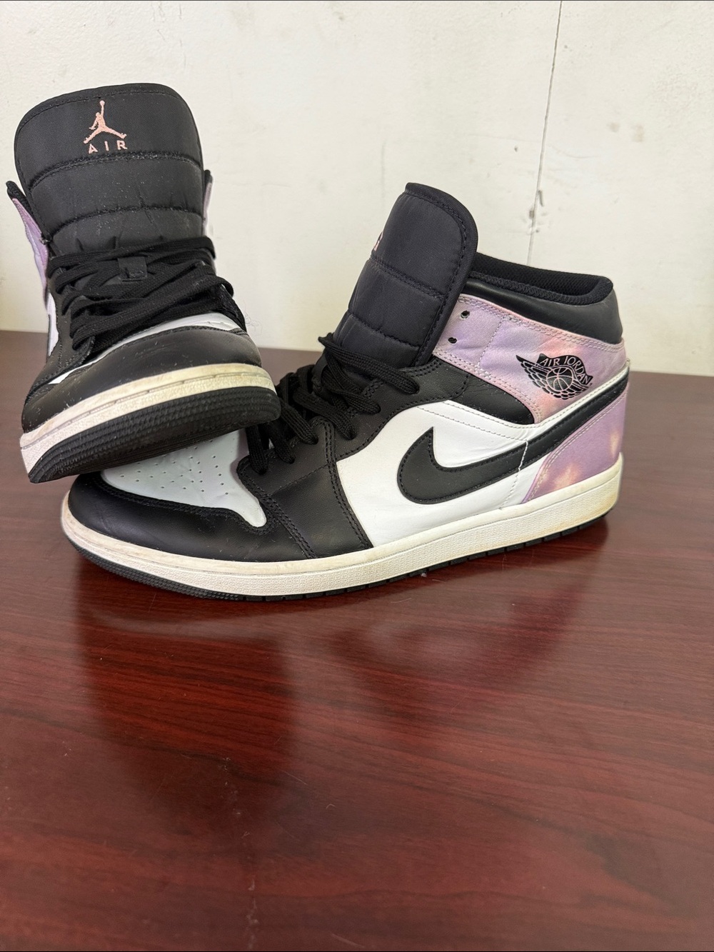Nike Air Jordan 1 Mid SE Men's Zen Master Shoes Black/Pink, Size 12